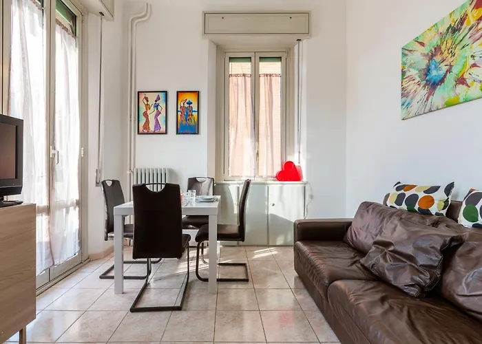 Cosy Apartment Close To Iulm University